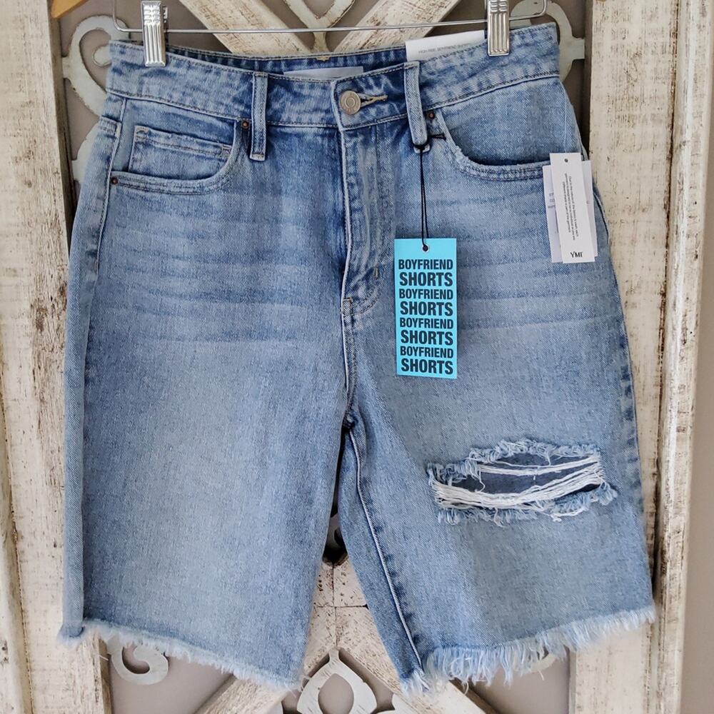 YMI Women's Junior Frayed Hem Distressed Destructed Boyfriend Denim Jean Shorts